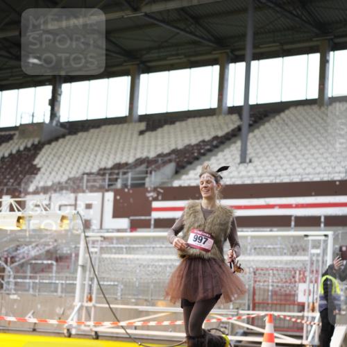 07.12.2025 - St. Pauli X-Mass-Run No. 15 Patografie http://msf.ph/oto/9367091 07.12.2025 11:02:45 Ziel 151, 160, 502, 574, 746, 747, 749, 751, 875, 880, 953, 997, 1063, 1102 meine-sportfotos.de