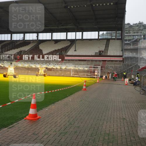 07.12.2025 - St. Pauli X-Mass-Run No. 15 Fabian Wolf http://msf.ph/oto/9367113 07.12.2025 10:22:26 Ziel 1636, 2184, 2817, 2818, 4771, 4774, 4781 meine-sportfotos.de