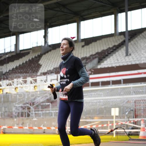07.12.2025 - St. Pauli X-Mass-Run No. 15 Patografie http://msf.ph/oto/9367152 07.12.2025 11:03:04 Ziel 502, 599, 602, 612, 748, 875, 880, 953, 1102, 1139, 1199, 1385, 1644, 1668, 1670, 4809 meine-sportfotos.de