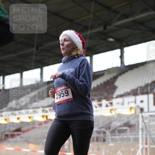 07.12.2025 - St. Pauli X-Mass-Run No. 15 Patografie http://msf.ph/oto/9367404 07.12.2025 10:51:27 Ziel 1047, 2103, 2105, 2327, 2332, 2642, 2643, 2674, 2959 meine-sportfotos.de