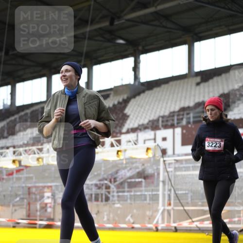 07.12.2025 - St. Pauli X-Mass-Run No. 15 Patografie http://msf.ph/oto/9367421 07.12.2025 10:51:42 Ziel 275, 328, 1047, 1964, 1984, 2103, 2105, 2327, 2332, 2553, 2593, 2607, 2836, 2837, 3223, 3228, 4862 meine-sportfotos.de