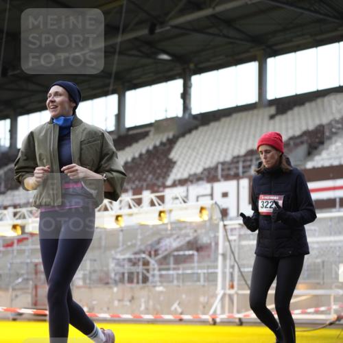 07.12.2025 - St. Pauli X-Mass-Run No. 15 Patografie http://msf.ph/oto/9367422 07.12.2025 10:51:43 Ziel 275, 328, 1047, 1964, 1982, 1984, 2103, 2105, 2165, 2327, 2332, 2553, 2593, 2607, 2836, 2837, 3223, 3228, 4862 meine-sportfotos.de