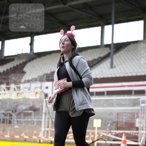 07.12.2025 - St. Pauli X-Mass-Run No. 15 Patografie http://msf.ph/oto/9367469 07.12.2025 10:52:19 Ziel 27, 499, 506, 654, 931, 1098, 4797, 4864, 4866, 4882 meine-sportfotos.de