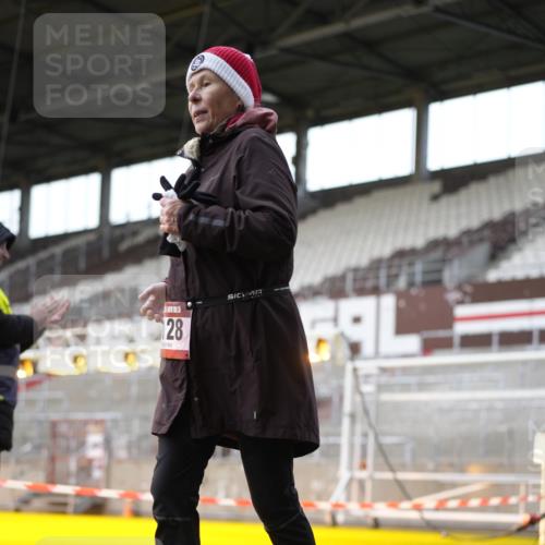 07.12.2025 - St. Pauli X-Mass-Run No. 15 Patografie http://msf.ph/oto/9367495 07.12.2025 10:53:12 Ziel 500, 510, 1684, 3128 meine-sportfotos.de