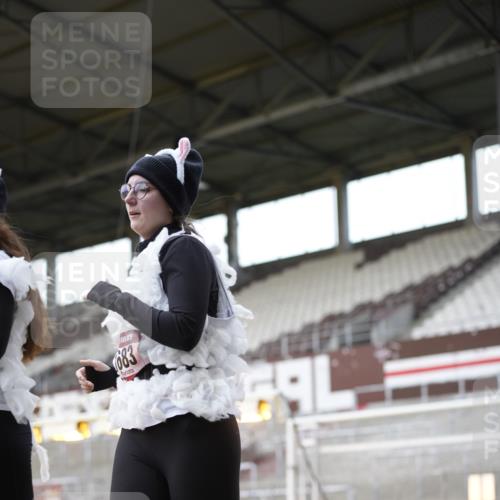 07.12.2025 - St. Pauli X-Mass-Run No. 15 Patografie http://msf.ph/oto/9367503 07.12.2025 10:53:26 Ziel 106, 546, 1679, 1680, 1681, 1682, 1683, 3128 meine-sportfotos.de