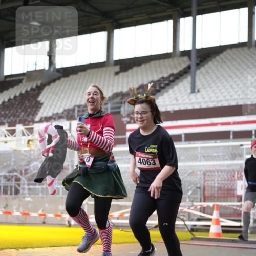 07.12.2025 - St. Pauli X-Mass-Run No. 15 Patografie http://msf.ph/oto/9367554 07.12.2025 10:56:19 Ziel 951, 955, 1790, 1793, 2170, 4063, 4146 meine-sportfotos.de