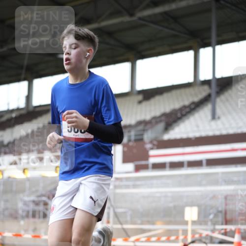 07.12.2025 - St. Pauli X-Mass-Run No. 15 Patografie http://msf.ph/oto/9367577 07.12.2025 10:56:46 Ziel 55, 417, 555, 566, 568, 1203, 2538, 2542, 2664, 3275 meine-sportfotos.de