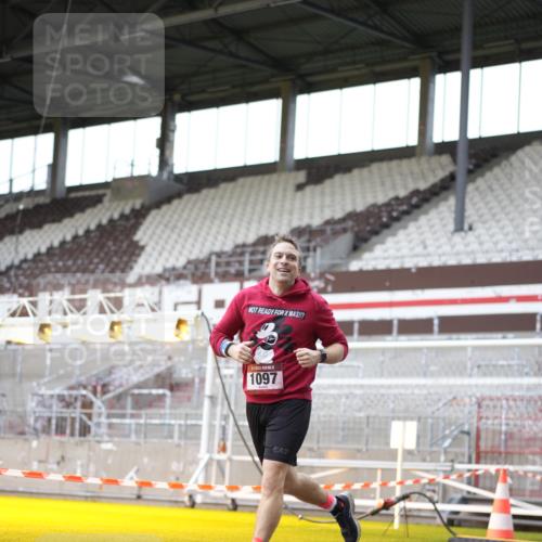 07.12.2025 - St. Pauli X-Mass-Run No. 15 Patografie http://msf.ph/oto/9367591 07.12.2025 10:57:04 Ziel 280, 566, 763, 1097, 1099, 1203, 3275, 4799 meine-sportfotos.de