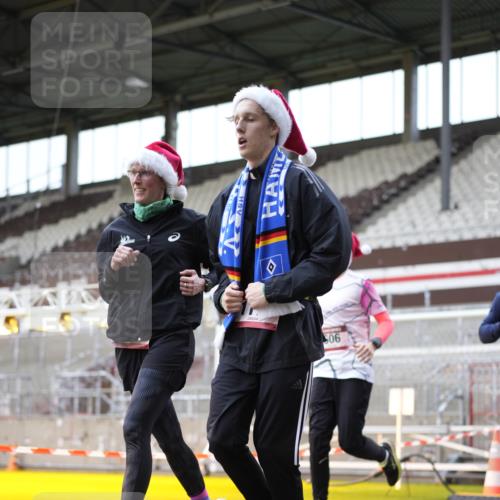 07.12.2025 - St. Pauli X-Mass-Run No. 15 Patografie http://msf.ph/oto/9367647 07.12.2025 10:58:41 Ziel 7, 606, 907, 941, 1160, 1174, 1476, 2130, 2131 meine-sportfotos.de