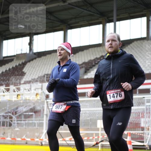 07.12.2025 - St. Pauli X-Mass-Run No. 15 Patografie http://msf.ph/oto/9367649 07.12.2025 10:58:42 Ziel 7, 606, 907, 941, 1160, 1174, 1453, 1458, 1459, 1476, 2130, 2131 meine-sportfotos.de