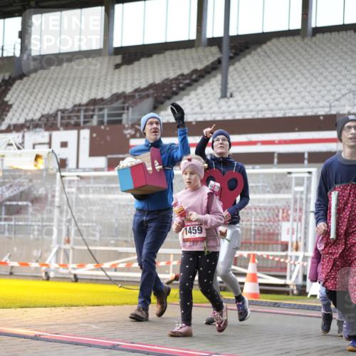07.12.2025 - St. Pauli X-Mass-Run No. 15 Patografie http://msf.ph/oto/9367650 07.12.2025 10:58:47 Ziel 7, 606, 907, 941, 1160, 1174, 1451, 1453, 1456, 1458, 1459, 1476, 2130, 2131 meine-sportfotos.de