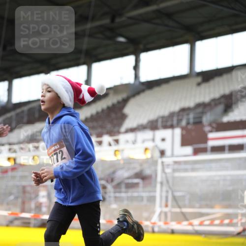 07.12.2025 - St. Pauli X-Mass-Run No. 15 Patografie http://msf.ph/oto/9367668 07.12.2025 10:59:06 Ziel 242, 582, 1508, 2503, 2772 meine-sportfotos.de