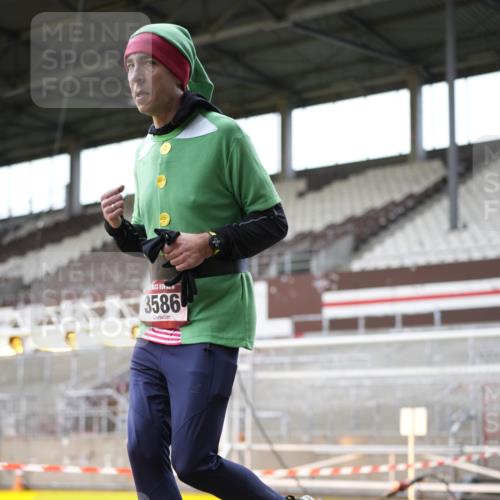 07.12.2025 - St. Pauli X-Mass-Run No. 15 Patografie http://msf.ph/oto/9367704 07.12.2025 11:00:01 Ziel 529, 1482, 1558, 1702, 3586 meine-sportfotos.de