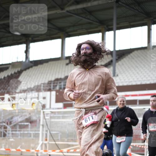 07.12.2025 - St. Pauli X-Mass-Run No. 15 Patografie http://msf.ph/oto/9367718 07.12.2025 11:00:22 Ziel 225, 435, 440, 611, 985, 988, 1721, 3952, 4478, 4793 meine-sportfotos.de