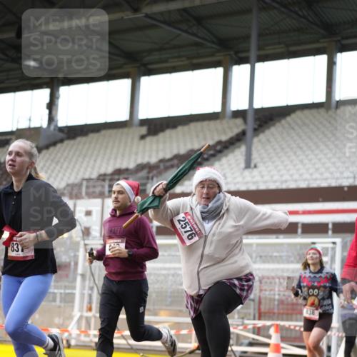 07.12.2025 - St. Pauli X-Mass-Run No. 15 Patografie http://msf.ph/oto/9367784 07.12.2025 11:01:52 Ziel 837, 838, 842, 851, 1067, 1637, 1640, 2576 meine-sportfotos.de