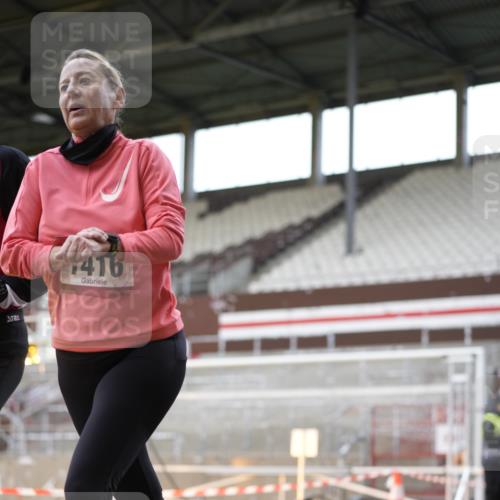 07.12.2025 - St. Pauli X-Mass-Run No. 15 Patografie http://msf.ph/oto/9367792 07.12.2025 11:02:00 Ziel 95, 193, 837, 838, 842, 847, 851, 1143, 1416, 2576 meine-sportfotos.de