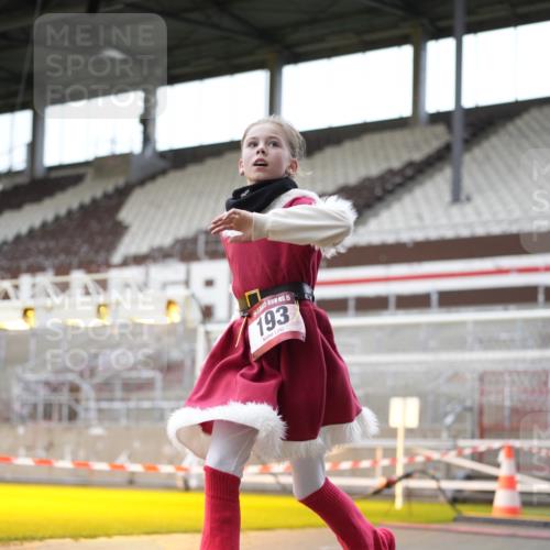 07.12.2025 - St. Pauli X-Mass-Run No. 15 Patografie http://msf.ph/oto/9367797 07.12.2025 11:02:06 Ziel 95, 193, 314, 317, 837, 838, 842, 847, 851, 1143, 1416, 1611, 2329, 2576 meine-sportfotos.de