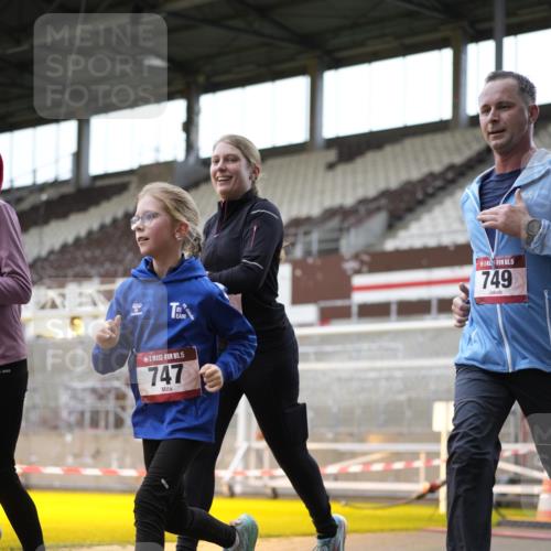 07.12.2025 - St. Pauli X-Mass-Run No. 15 Patografie http://msf.ph/oto/9367822 07.12.2025 11:02:30 Ziel 20, 25, 542, 547, 746, 747, 749, 751 meine-sportfotos.de