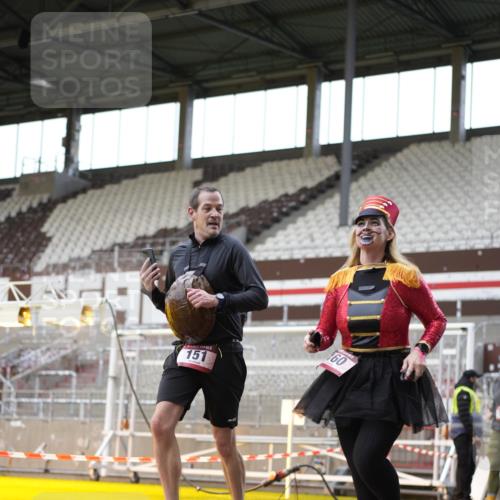 07.12.2025 - St. Pauli X-Mass-Run No. 15 Patografie http://msf.ph/oto/9367830 07.12.2025 11:02:47 Ziel 151, 160, 502, 574, 602, 612, 875, 880, 953, 997, 1063, 1102, 4809 meine-sportfotos.de