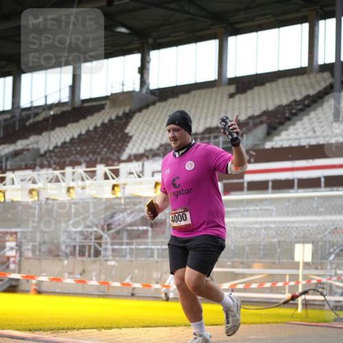 07.12.2025 - St. Pauli X-Mass-Run No. 15 Patografie http://msf.ph/oto/9367873 07.12.2025 11:03:18 Ziel 61, 64, 102, 109, 186, 748, 853, 1199, 1850 meine-sportfotos.de