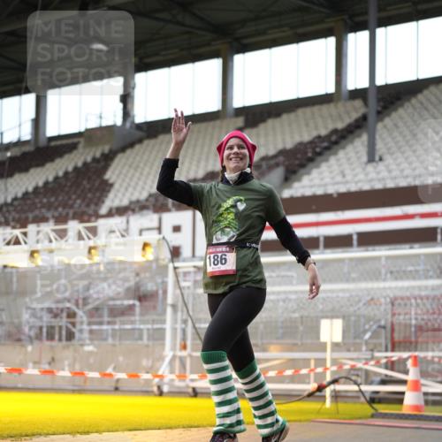 07.12.2025 - St. Pauli X-Mass-Run No. 15 Patografie http://msf.ph/oto/9367954 07.12.2025 11:03:16 Ziel 61, 64, 186, 748, 853, 1139, 1199, 1385, 1850 meine-sportfotos.de