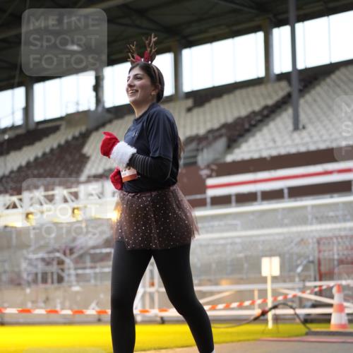 07.12.2025 - St. Pauli X-Mass-Run No. 15 Patografie http://msf.ph/oto/9367976 07.12.2025 11:03:46 Ziel 297, 505, 514, 719, 1551, 1853, 1857, 1860 meine-sportfotos.de