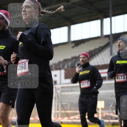 07.12.2025 - St. Pauli X-Mass-Run No. 15 Patografie http://msf.ph/oto/9368026 07.12.2025 11:04:44 Ziel 33, 361, 395, 1212, 1411, 1643, 2791, 2919, 3719, 4561, 4562, 4563, 4565, 4566, 4567, 4568, 4569, 4570, 4571, 4572, 4573, 4575, 4576, 4577, 4578 meine-sportfotos.de