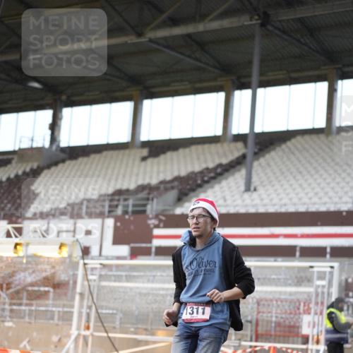 07.12.2025 - St. Pauli X-Mass-Run No. 15 Patografie http://msf.ph/oto/9368052 07.12.2025 11:05:20 Ziel 434, 1311, 1492, 1600, 1630 meine-sportfotos.de