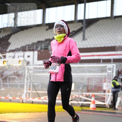 07.12.2025 - St. Pauli X-Mass-Run No. 15 Patografie http://msf.ph/oto/9368080 07.12.2025 11:05:52 Ziel 92, 298, 300, 659, 693, 924, 925, 927, 929, 932, 944, 973, 1024, 1025, 1092, 1196, 1208, 1428, 1432, 1608, 1648, 2243, 2254, 3272, 3278 meine-sportfotos.de