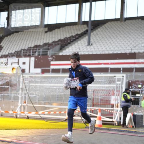 07.12.2025 - St. Pauli X-Mass-Run No. 15 Patografie http://msf.ph/oto/9368115 07.12.2025 11:06:25 Ziel 474, 486, 1285, 1286, 1403, 1440, 1442, 1556, 1564 meine-sportfotos.de