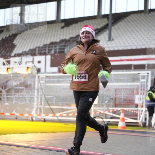 07.12.2025 - St. Pauli X-Mass-Run No. 15 Patografie http://msf.ph/oto/9368117 07.12.2025 11:06:27 Ziel 474, 486, 565, 1285, 1286, 1440, 1442, 1556, 1564 meine-sportfotos.de