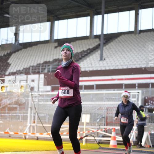 07.12.2025 - St. Pauli X-Mass-Run No. 15 Patografie http://msf.ph/oto/9368152 07.12.2025 11:07:07 Ziel 281, 342, 344, 596, 688, 1585, 1587, 1634, 1666, 1751, 1861, 1862 meine-sportfotos.de