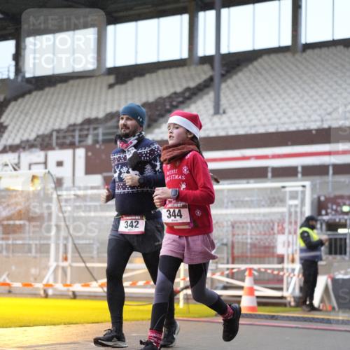 07.12.2025 - St. Pauli X-Mass-Run No. 15 Patografie http://msf.ph/oto/9368158 07.12.2025 11:07:10 Ziel 281, 342, 344, 490, 591, 596, 603, 621, 622, 688, 1202, 1206, 1585, 1587, 1634, 1666, 1751, 1861, 1862, 2403 meine-sportfotos.de