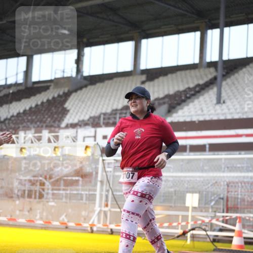 07.12.2025 - St. Pauli X-Mass-Run No. 15 Patografie http://msf.ph/oto/9368203 07.12.2025 11:07:49 Ziel 271, 273, 286, 293, 389, 397, 653, 772, 774, 1107, 1123, 1129, 1342, 1378, 1381, 1382, 1383, 1439, 1441, 1460, 1520, 1525, 1812, 2693 meine-sportfotos.de