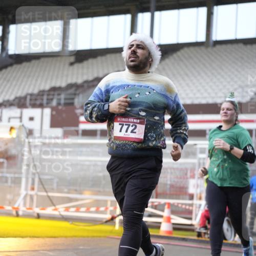 07.12.2025 - St. Pauli X-Mass-Run No. 15 Patografie http://msf.ph/oto/9368210 07.12.2025 11:07:52 Ziel 271, 273, 286, 293, 389, 397, 653, 772, 774, 1107, 1123, 1129, 1226, 1230, 1249, 1342, 1355, 1378, 1381, 1382, 1383, 1439, 1441, 1460, 1520, 1525, 1809, 1810, 1812, 4798, 4815 meine-sportfotos.de