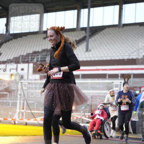 07.12.2025 - St. Pauli X-Mass-Run No. 15 Patografie http://msf.ph/oto/9368216 07.12.2025 11:07:54 Ziel 271, 273, 286, 293, 629, 635, 653, 772, 774, 1107, 1123, 1129, 1226, 1230, 1249, 1342, 1355, 1378, 1381, 1382, 1383, 1439, 1441, 1460, 1520, 1525, 1809, 1810, 1812, 4798, 4815 meine-sportfotos.de