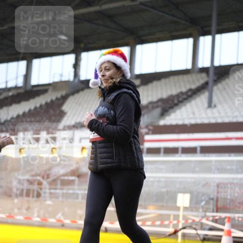 07.12.2025 - St. Pauli X-Mass-Run No. 15 Patografie http://msf.ph/oto/9368227 07.12.2025 11:08:04 Ziel 100, 629, 635, 653, 772, 774, 1107, 1123, 1129, 1226, 1230, 1249, 1342, 1355, 1520, 1525, 1559, 1560, 1596, 1809, 1810, 4798, 4815 meine-sportfotos.de