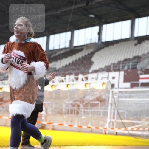 07.12.2025 - St. Pauli X-Mass-Run No. 15 Patografie http://msf.ph/oto/9368250 07.12.2025 11:08:23 Ziel 100, 152, 155, 166, 396, 446, 758, 784, 1078, 1170, 1184, 1424, 1491, 1560, 1625, 1706, 2259, 2893, 4584, 4819, 4830 meine-sportfotos.de
