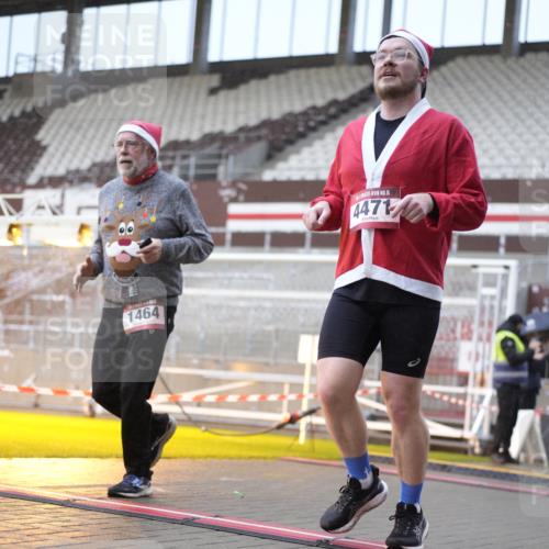 07.12.2025 - St. Pauli X-Mass-Run No. 15 Patografie http://msf.ph/oto/9368265 07.12.2025 11:08:38 Ziel 1412, xxxx, 1424, 1464, 1491, 1625, 2259, 2893, 4471, 4584, 4819, 4830 meine-sportfotos.de