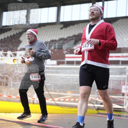 07.12.2025 - St. Pauli X-Mass-Run No. 15 Patografie http://msf.ph/oto/9368266 07.12.2025 11:08:38 Ziel 1412, xxxx, 1424, 1464, 1491, 1625, 2259, 2893, 4471, 4584, 4819, 4830 meine-sportfotos.de