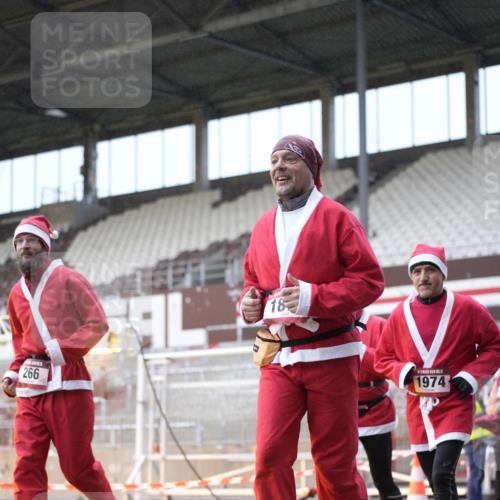 07.12.2025 - St. Pauli X-Mass-Run No. 15 Patografie http://msf.ph/oto/9368308 07.12.2025 11:09:25 Ziel 59, 66, 266, 330, 971, 1084, 1110, 1463, 1477, 1641, 1851, 1870, 1945, 1974, 2042, 3151, 4190, 4191 meine-sportfotos.de