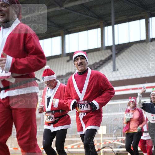 07.12.2025 - St. Pauli X-Mass-Run No. 15 Patografie http://msf.ph/oto/9368310 07.12.2025 11:09:26 Ziel 59, 66, 266, 330, 971, 1084, 1110, 1463, 1477, 1579, 1582, 1641, 1851, 1870, 1945, 1974, 2042, 3151, 4190, 4191 meine-sportfotos.de