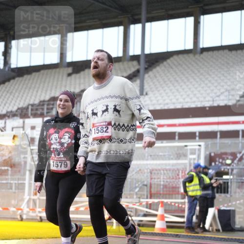 07.12.2025 - St. Pauli X-Mass-Run No. 15 Patografie http://msf.ph/oto/9368317 07.12.2025 11:09:31 Ziel 59, 66, 266, 330, 971, 1084, 1463, 1477, 1579, 1582, 1641, 1851, 1870, 1945, 1974, 2042, 3151, 4190, 4191 meine-sportfotos.de