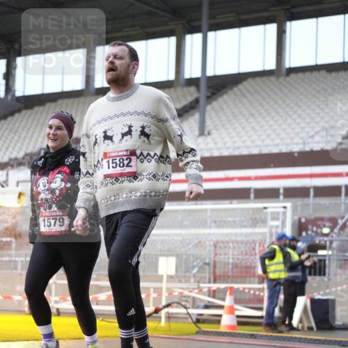 07.12.2025 - St. Pauli X-Mass-Run No. 15 Patografie http://msf.ph/oto/9368318 07.12.2025 11:09:31 Ziel 59, 66, 266, 330, 971, 1084, 1463, 1477, 1579, 1582, 1641, 1851, 1870, 1945, 1974, 2042, 3151, 4190, 4191 meine-sportfotos.de