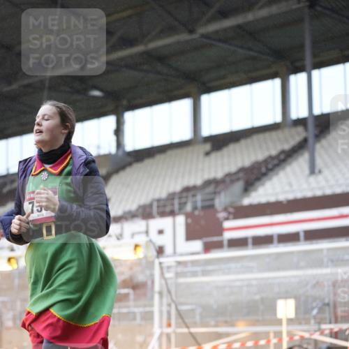 07.12.2025 - St. Pauli X-Mass-Run No. 15 Patografie http://msf.ph/oto/9368328 07.12.2025 11:09:52 Ziel 696, 720, 737, 753, 755, 814, 863, 1157, 1163 meine-sportfotos.de