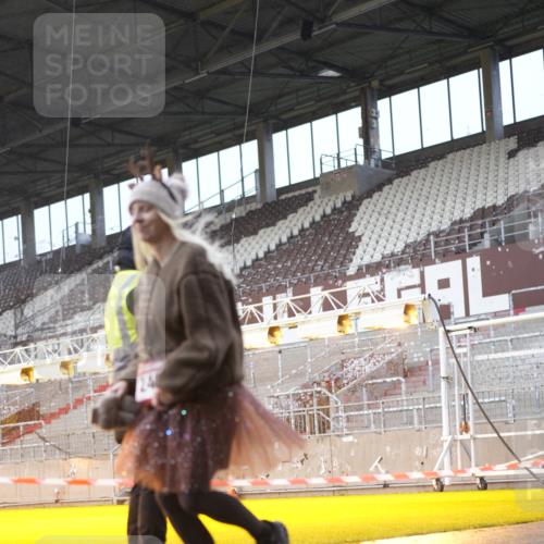 07.12.2025 - St. Pauli X-Mass-Run No. 15 Patografie http://msf.ph/oto/9368341 07.12.2025 11:10:16 Ziel 42, 53, 980, 1298, 1299, 1398, 1694, 1697, 1739, 1740, 2371 meine-sportfotos.de