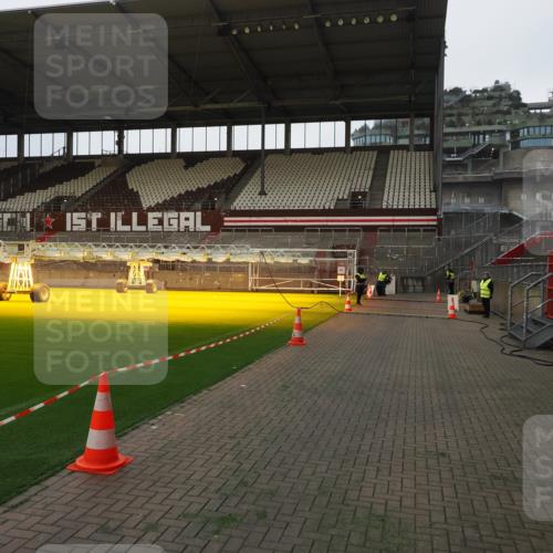 07.12.2025 - St. Pauli X-Mass-Run No. 15 Fabian Wolf http://msf.ph/oto/9368427 07.12.2025 09:50:15 Ziel 1896 meine-sportfotos.de