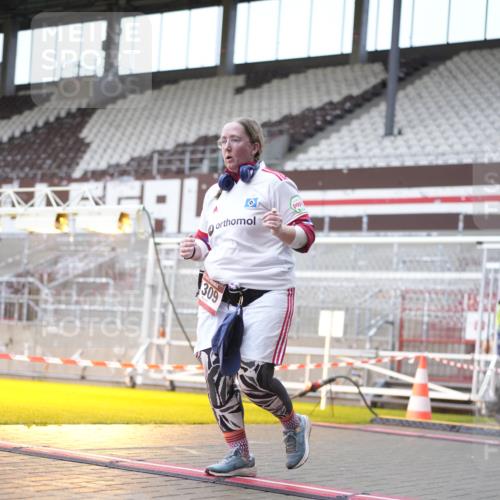 07.12.2025 - St. Pauli X-Mass-Run No. 15 Patografie http://msf.ph/oto/9368454 07.12.2025 11:11:23 Ziel 171, 182, 190, 411, 777, 787, 788, 812, 815, 817, 832, 841, 909, 1145, 1146, 1147, 1309, 1321, 1557, 1565, 1568, 1589, 1619, 1767, 1770, 4801, 4805, 4806, 4810, 4813, 5005, 5006 meine-sportfotos.de