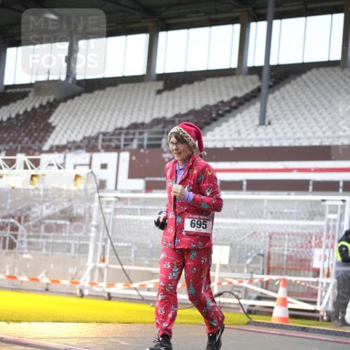 07.12.2025 - St. Pauli X-Mass-Run No. 15 Patografie http://msf.ph/oto/9368507 07.12.2025 11:11:57 Ziel 388, 408, 416, 437, 694, 695, 819, 1186, 1246, 1278 meine-sportfotos.de
