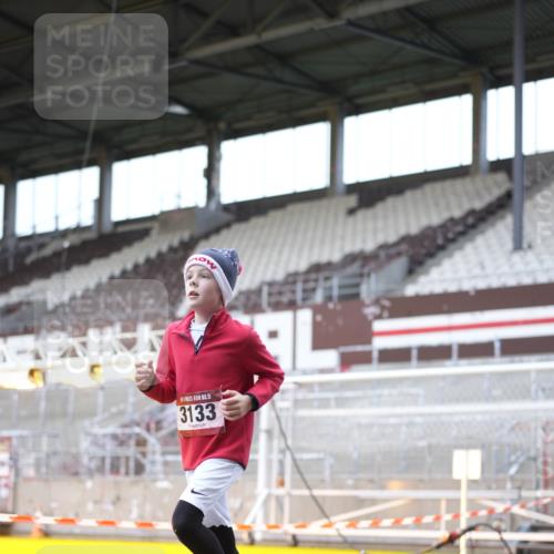 07.12.2025 - St. Pauli X-Mass-Run No. 15 Patografie http://msf.ph/oto/9368745 07.12.2025 11:15:06 Ziel 313, 1623, 1627, 1662, 3133 meine-sportfotos.de